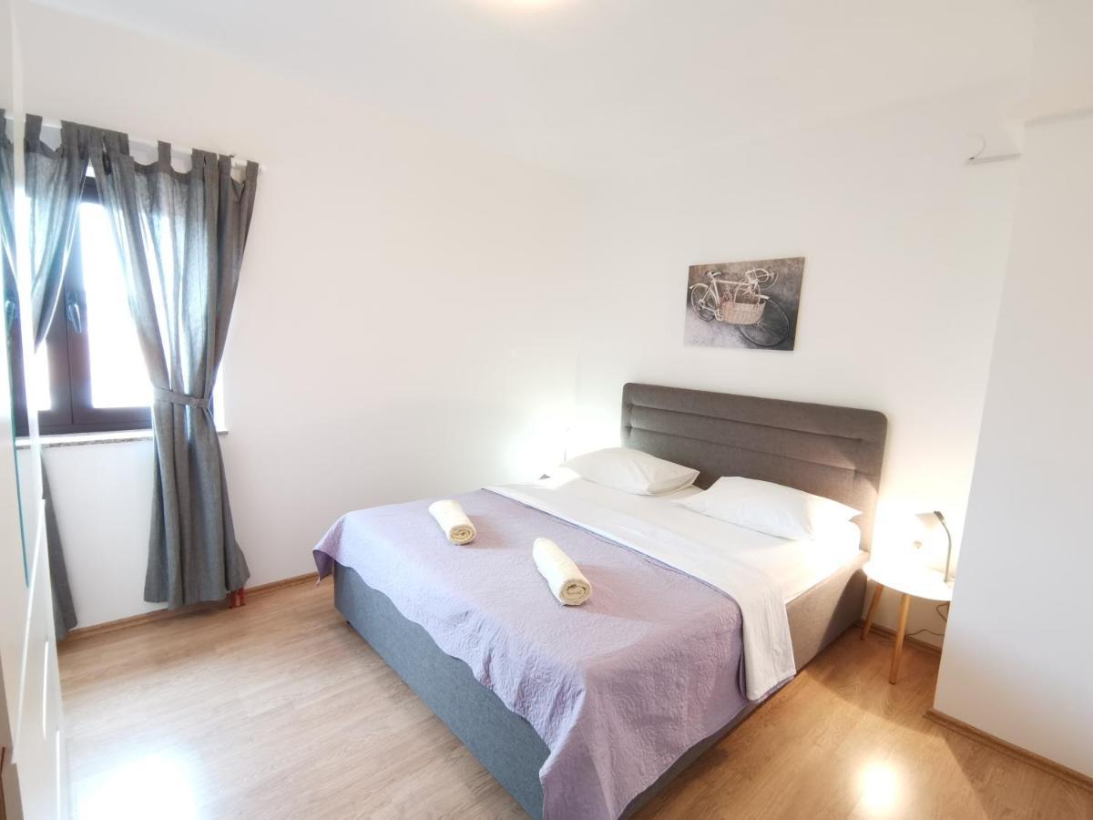 Apartman Sintic Krk Town Eksteriør bilde